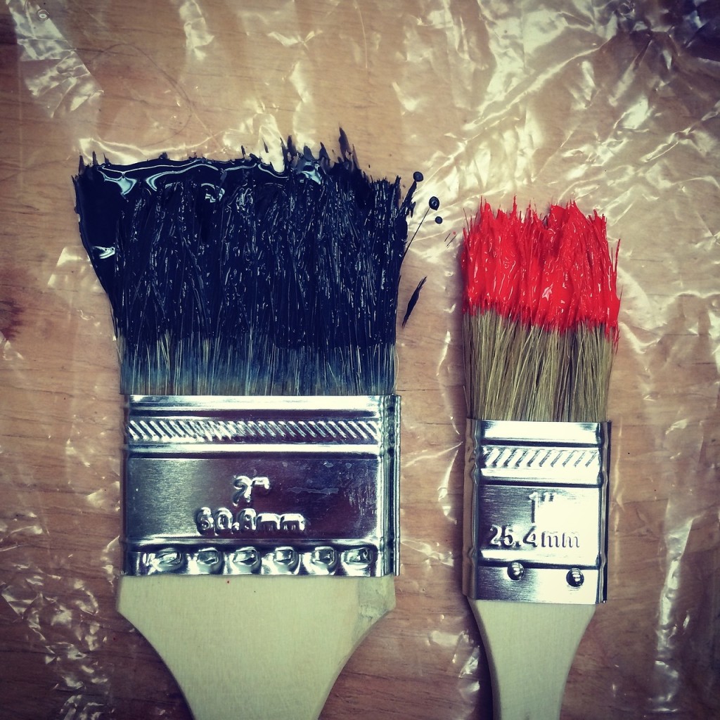 brushes-983943_1280